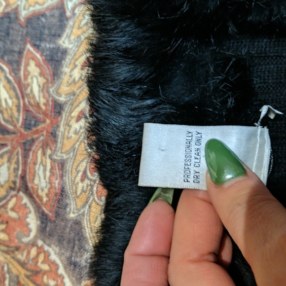 Cache leather and rabbit hair sweater jacket - Picture 5 of 8